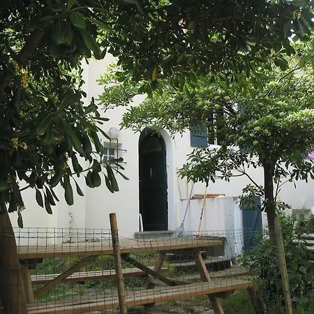 House Very Closed To The Beautiful 비아히쯔