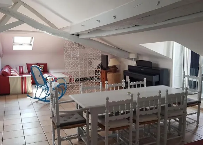 House Very Closed To The Beautiful 펜션 비아히쯔