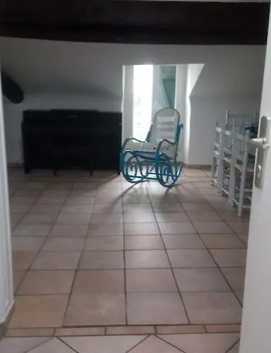 House Very Closed To The Beautiful *