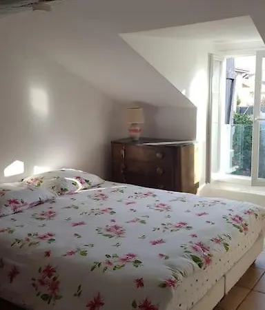 House Very Closed To The Beautiful Сasa de vacaciones