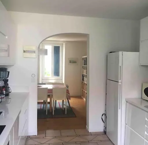 House Very Closed To The Beautiful Holiday home *